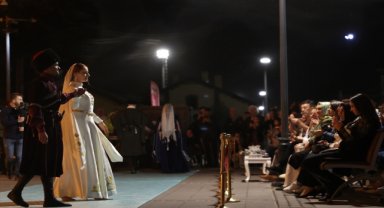 Kayseri Tren Garı'nda Çerkez kıyafetleri defilesi düzenlendi