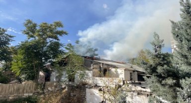 Kayseri'de 2 ev yangında zarar gördü 