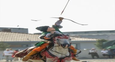 Kayseri'de düzenlenen Atlı Okçuluk Türkiye Şampiyonası tamamlandı