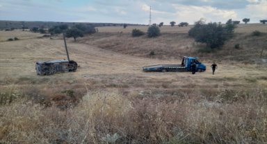 Konya'da devrilen minibüsteki 1 kişi öldü, 3 kişi yaralandı