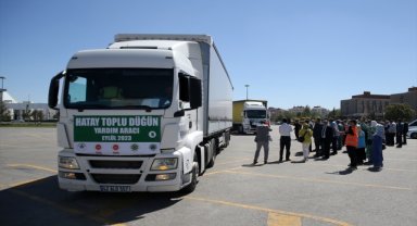 Konya'dan Hatay'daki nişanlı çiftlere 8 tır çeyiz gönderildi