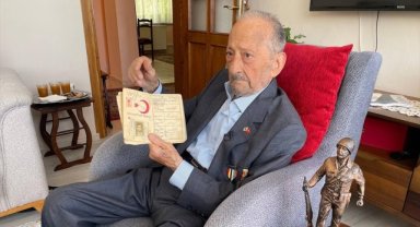 Kore gazisi Reşberoğlu 73 yıl önceki savaşta Türk askerinin verdiği mücadeleyi anlattı