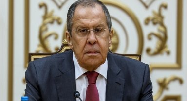 Lavrov, Ukrayna krizi konusundaki tüm ciddi girişimlere karşılık vereceklerini belirtti