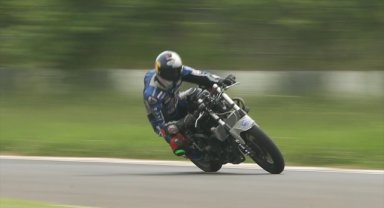 Milli motosikletçiler Portekiz ve Japonya'da piste çıkacak