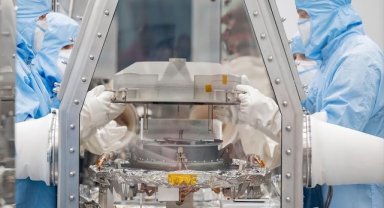 NASA'nın Bennu asteroidine gönderdiği araçtan gelen örneklerde tanımlanamayan toz bulundu