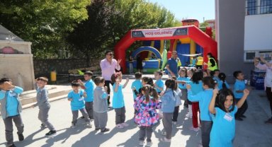 Niğde Belediyesi ilkokul öğrencilerine yönelik etkinlikler düzenliyor