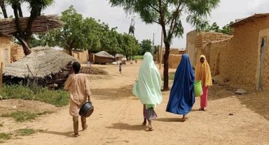 Nijerya'nın Kano eyaletinde "temiz su" için kilometrelerce yürümek gerekiyor