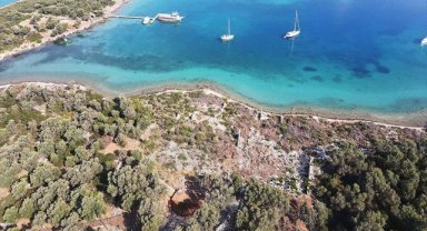 Sedir Adası'ndaki antik surlar ve tiyatro gün yüzüne çıkarılıyor