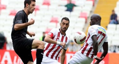 Sivasspor - Hatayspor maçında gol sesi çıkmadı