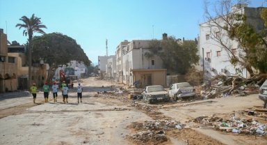 Suudi Arabistan ve Kuveyt, Libya'daki selden etkilenenlere yardım uçağı gönderdi