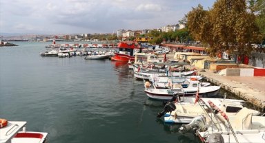 Tekirdağlı balıkçılar poyraz nedeniyle 2 gündür denize çıkamıyor 