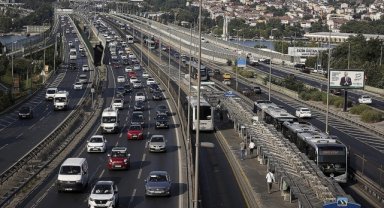 Trafiğe ağustosta 235 bin 317 aracın kaydı yapıldı