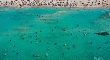 Turizmciler sezonun uzamasını bekliyor