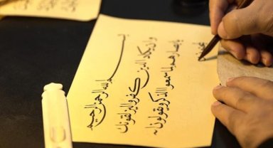 Türkiye'de yaşayan Faslı hattat, sosyal medyadaki nefret söyleminin toplumda karşılığının olmadığını söyledi