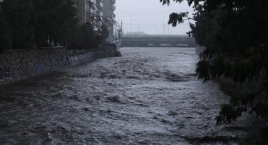 Yunanistan'da sağanak sonrası sel meydana geldi