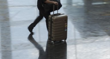 AB, hava yolculuğunda "bagaj sıkıntısını" gidermek istiyor