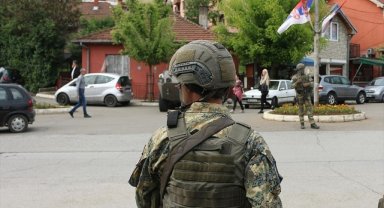 ABD, Sırbistan'ın Kosova sınırından askerlerini çekmeye başladığını bildirdi