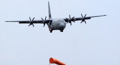 ABD'nin askeri uçaklarını Yunanistan'daki üslere yerleştirmeye başladığı iddia edildi