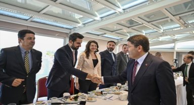 Adalet Bakanı Tunç, basın kuruluşlarının temsilcileriyle bir araya geldi: