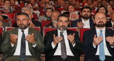 AK Parti Ankara İl Başkanı Özcan, Gölbaşı İlçe Danışma Meclisi Toplantısında konuştu: