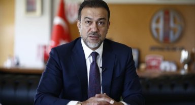 Antalyaspor Başkanı Sabri Gülel, görevinden ayrıldığını açıkladı