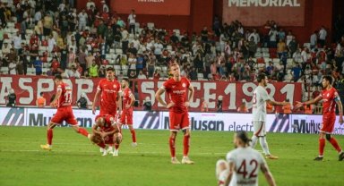 Antalyaspor, Süper Lig'de Başakşehir maçıyla yeniden çıkışa geçmek istiyor