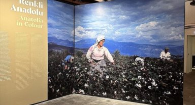 Ara Güler arşivinden "Renkli Anadolu" sergisi ziyarete açıldı