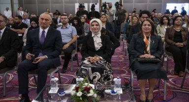 Bakan Göktaş, "Afetlerde ve Acil Durumlarda Psikolojik İlk Yardım Eğitimi Programı"nda konuştu: