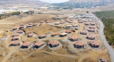 Bakan Özhaseki: Kahramanmaraş'ta 146 bin 918 bağımsız bölümün yapımı devam ediyor