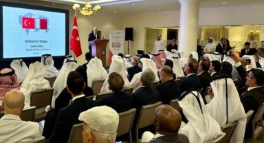 Bakan Şimşek, Körfez ülkelerindeki temaslarına devam ediyor