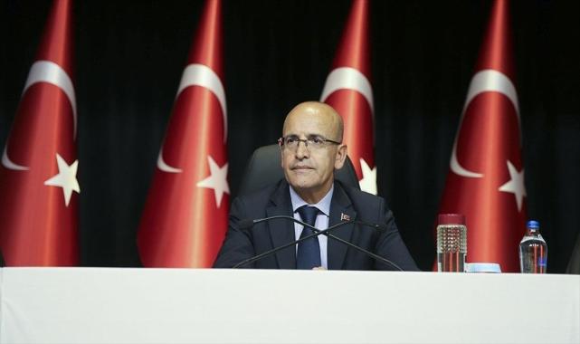 Bakan Şimşek: Sadeleştirme adımlarında amaç krediye erişimi kolaylaştırmak ve TL'ye geçişi özendirmek