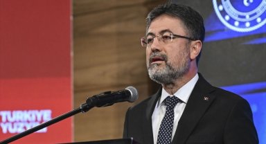 Bakan Yumaklı: Can Erzincan'ımızda 96 bin 870 dekar tarım arazisini su ile buluşturuyoruz