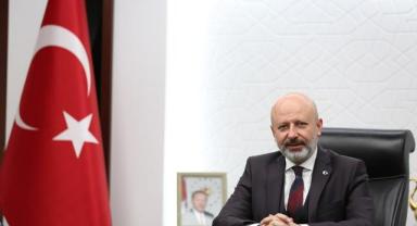 Başkan Çolakbayrakdar, 21 Ekim Dünya Gazeteciler Günü'nü kutladı