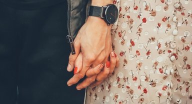 "Beynin kimyasını değiştiren aşkın ilk evreleri stresli geçiyor"