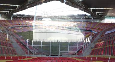 Büyükşehir, Şehrin Stadyumunda Misafir Tribününü 