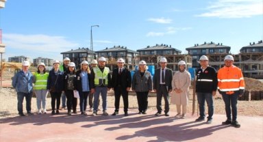 Çevre, Şehircilik ve İklim Değişikliği İl Müdürü Çelik, inşaatlarda incelemelerde bulundu