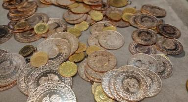 Çeyrek altın 3 bin liraya yükselerek rekor kırdı 