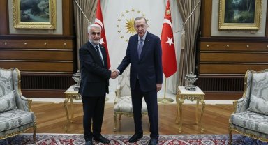 Cumhurbaşkanı Erdoğan, HÜDA PAR Genel Başkanı Yapıcıoğlu'nu kabul etti