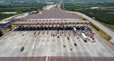 Cumhurbaşkanı Erdoğan'ın talimatıyla otoyol ve köprü geçiş ücretlerindeki düzenleme Ocak 2024'e ertelendi