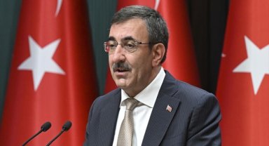 Cumhurbaşkanı Yardımcısı Yılmaz: Cumhuriyetimizi ilelebet yaşatma azmiyle durmadan çalışacağız