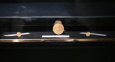 Cumhuriyet'in 100. yılında Merkez Bankası para sergisinin kapılarını Anadolu Ajansına açtı