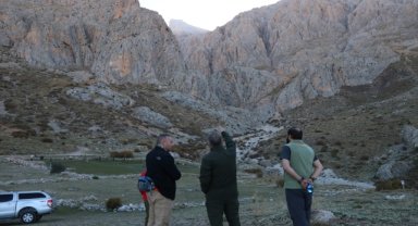 Cumhuriyetin 100'üncü yılı 100 dağcıyla Aladağlar'da kutlanacak