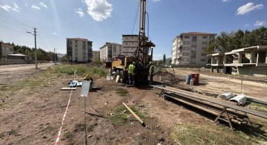 Depremlerin etkilediği Gölbaşı'nda zemin etüt çalışmaları yeniden başladı