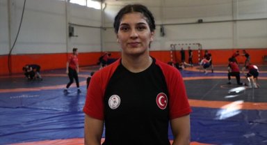 Dünya şampiyonu güreşçi Nesrin Baş: Türk kadınının gücünü göstermeye devam edeceğim