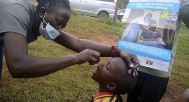 Dünyada çocuk felci vakaları, etkin aşılama sayesinde bitme noktasına geldi