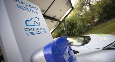 Elektrikli araç sahipleriyle site yönetimleri arasında şarj gerilimi yaşanıyor