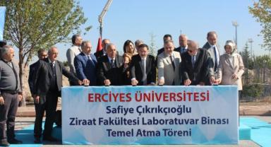 ERÜ Safiye Çıkrıkçıoğlu Ziraat Fakültesi Laboratuvar Binası Temeli Atıldı