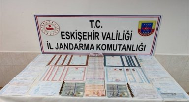 Eskişehir'de tefecilik operasyonunda 2 şüpheli yakalandı