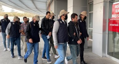 Eskişehir'deki "Kıskaç" operasyonunda FETÖ şüphelisi 4 kişi yakalandı