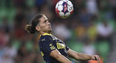 Fenerbahçe'de Crespo'nun sözleşmesi 1 yıl uzatıldı
